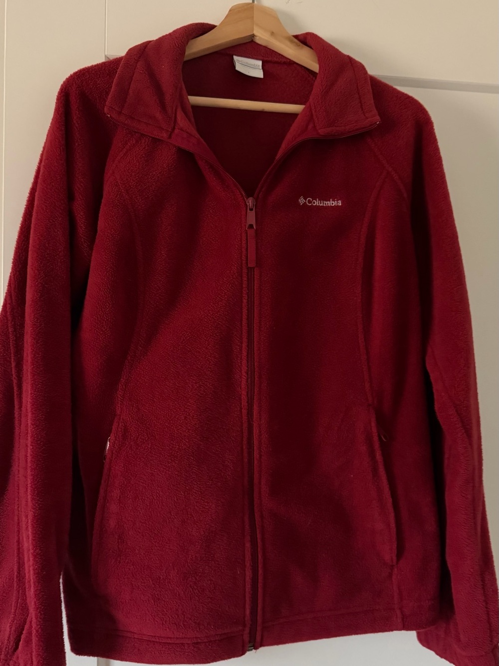 Columbia Women’s Burgundy Full-Zip Fleece Jacket